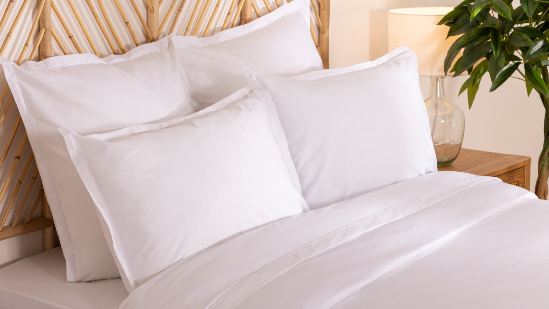 /on/demandware.static/-/Sites-homa-storefront-pt/default/dw70c26c6b/Textil_Almofadas de dormir_20240124 textos SEO páginas categorias.jpg